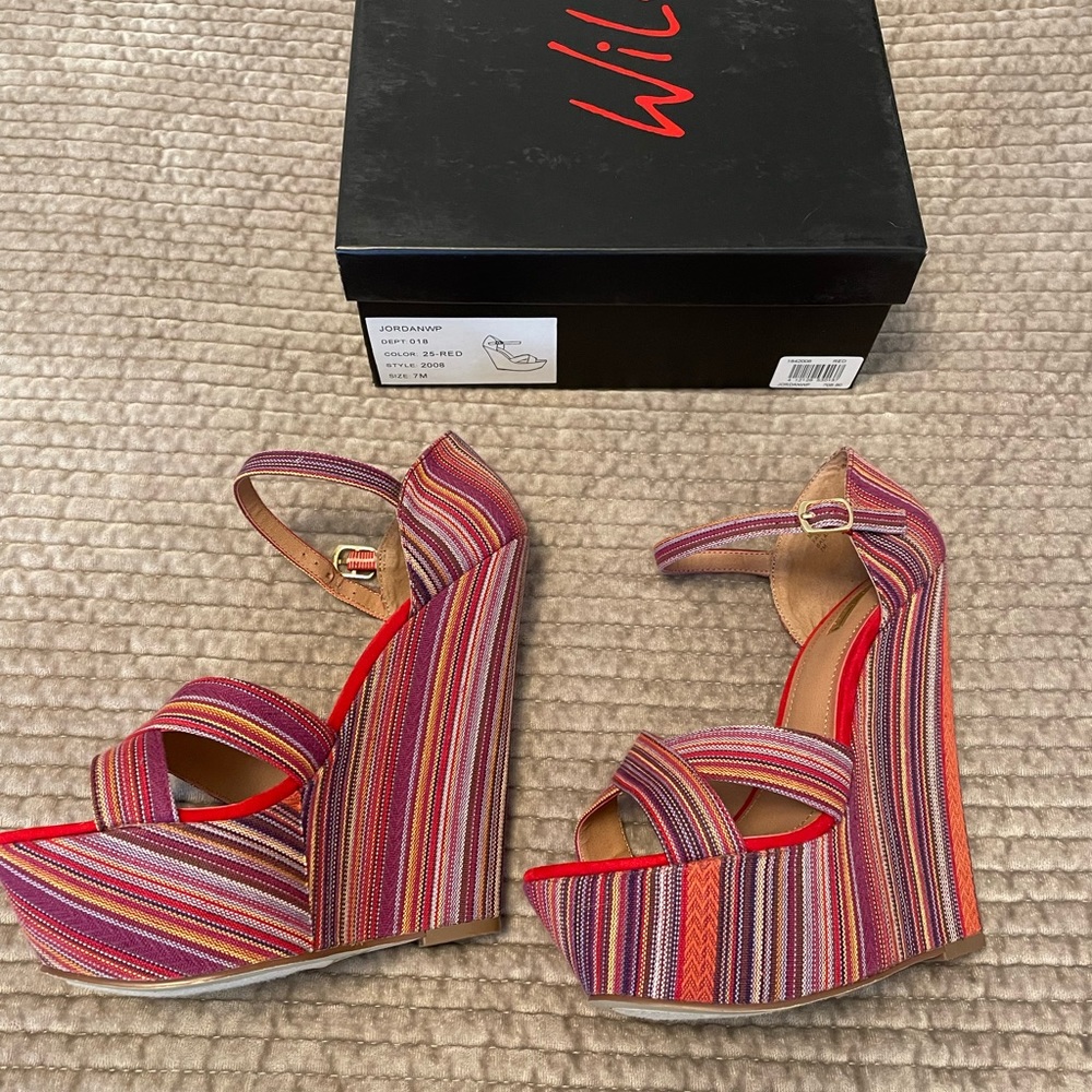 Brand New! High Wedge/Platform Shoe! Bright red w/colorful stripes! Never worn!